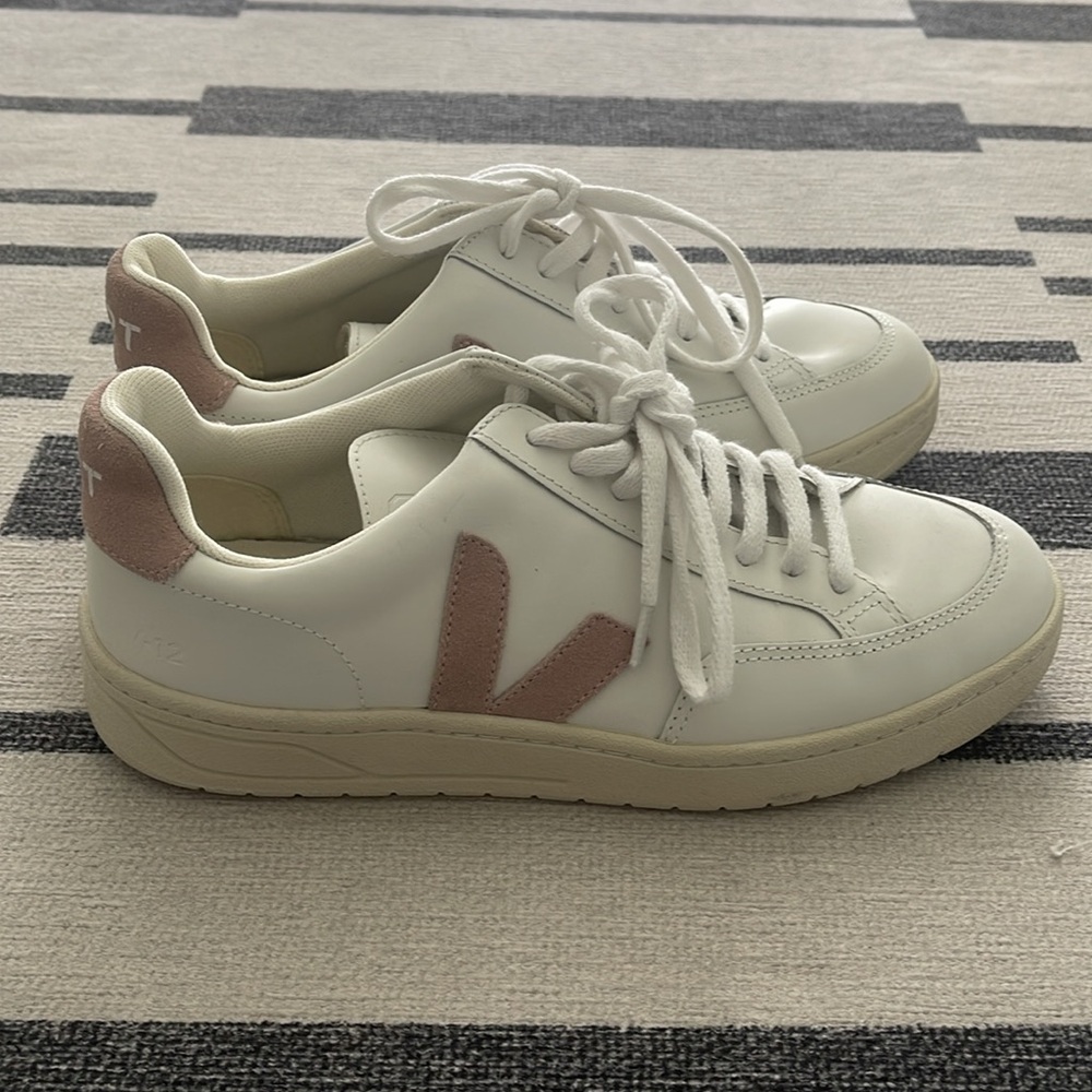 Veja Women's Cream and Pink Sneakers - Picture 2 of 6